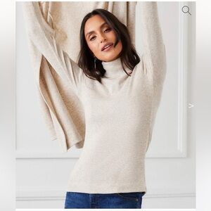 Karen Kane XS Oatmeal Turtleneck Knit Top VGUC